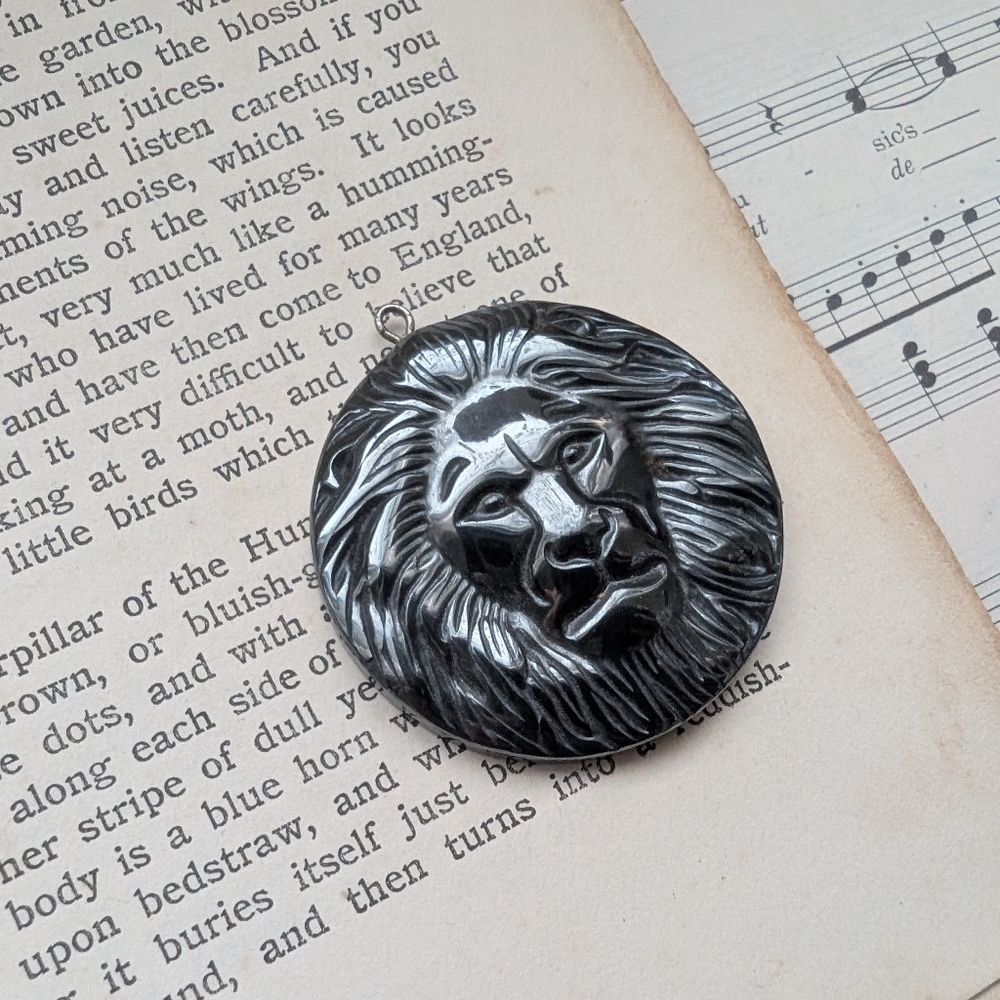 Black Lion Head Necklace Pendant - Picture 3 of 9
